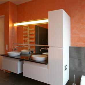 Badmöbel in Hochglanzlack - KAWA Design AG :: Küchen Raum Bäder, Sursee, Willisau, Luzern, Zofingen