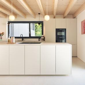 Eine moderne Küche voller Charme... - KAWA Design AG :: Küchen Raum Bäder, Sursee, Willisau, Luzern, Zofingen