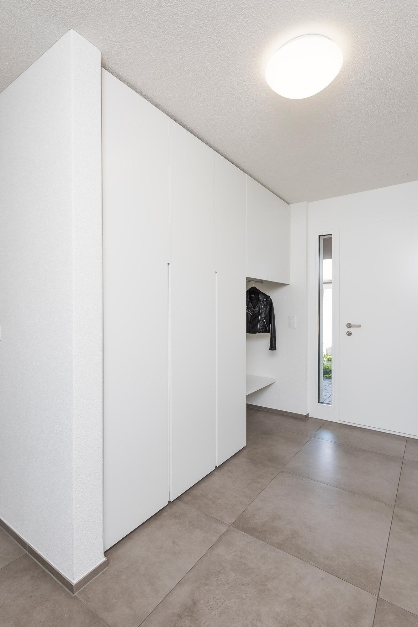 Essen und Kochen in Kombination ... - Küchen & Küchenumbau-Spezialist für Küchen & Küchenbau, Moderne Küchen, Küchenumbau, Küchenbau, Bäder, Renovationen, Sursee, Willisau, Zentralschweiz, Luzern, Zofingen