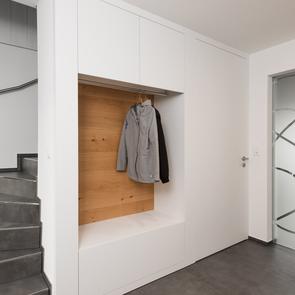 Helle Küche mit warmen Akzenten ... - KAWA Design AG :: Küchen Raum Bäder, Sursee, Willisau, Luzern, Zofingen