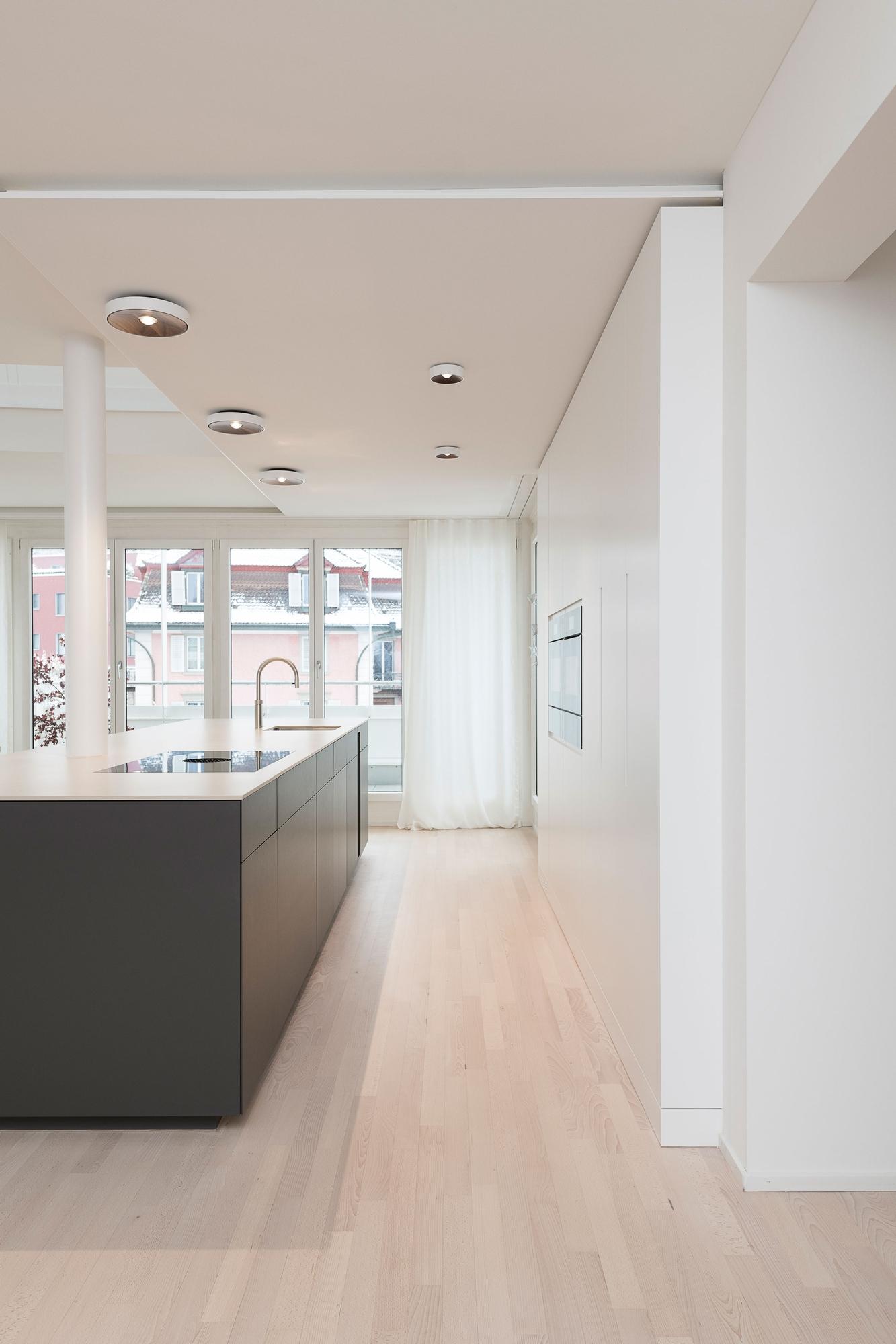 Klare Anordnung in der Küche schafft Platz ... - Küchen & Küchenumbau-Spezialist für Küchen & Küchenbau, Moderne Küchen, Küchenumbau, Küchenbau, Bäder, Renovationen, Sursee, Willisau, Zentralschweiz, Luzern, Zofingen