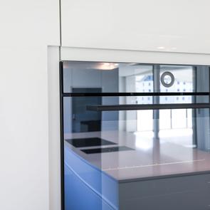 Klare Linienführung... - KAWA Design AG :: Küchen Raum Bäder, Sursee, Willisau, Luzern, Zofingen