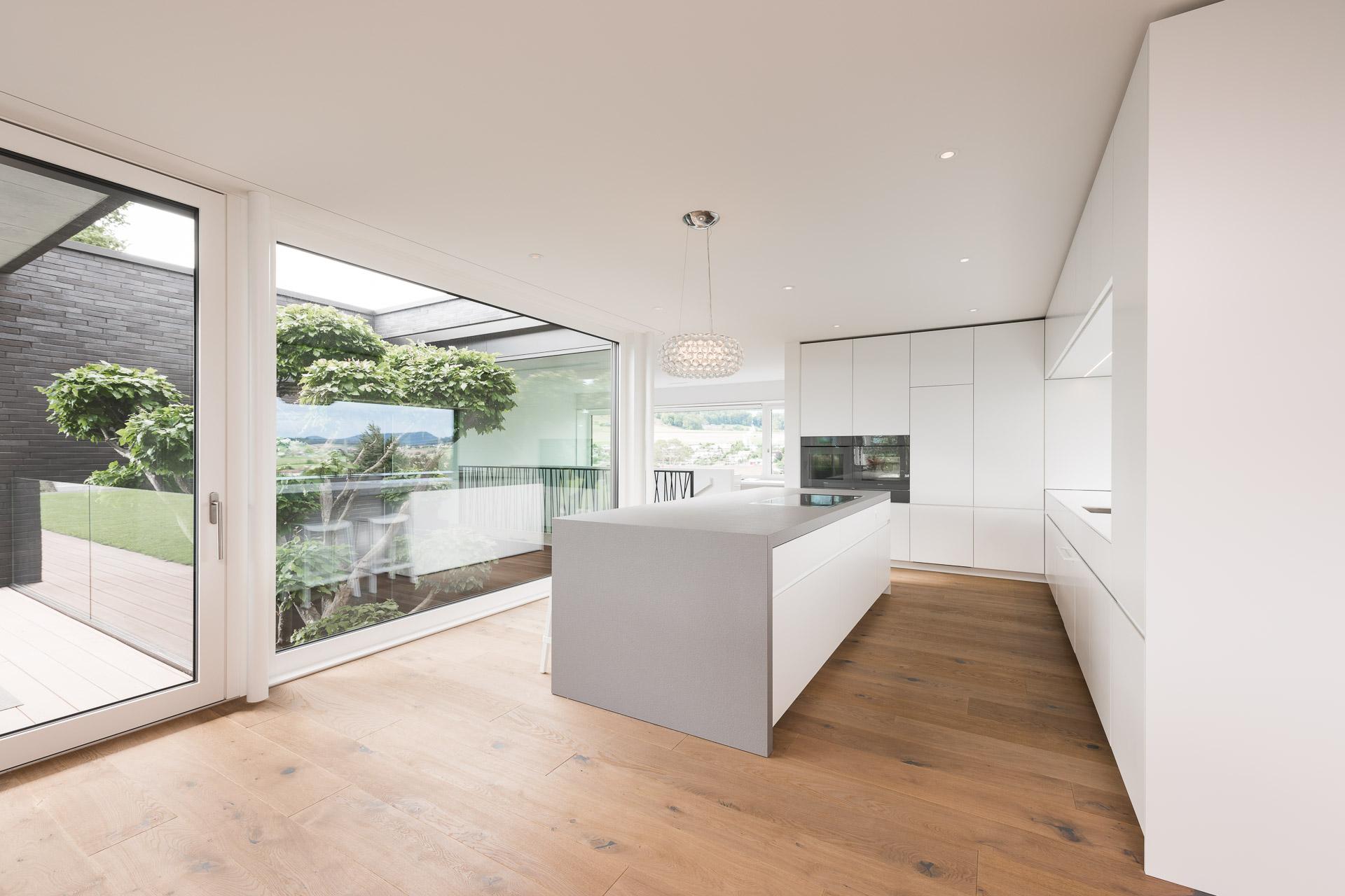 Kochen mit Weitblick - Küchen & Küchenumbau-Spezialist für Küchen & Küchenbau, Moderne Küchen, Küchenumbau, Küchenbau, Bäder, Renovationen, Sursee, Willisau, Zentralschweiz, Luzern, Zofingen