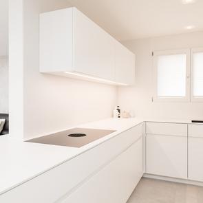 Kontraste im Detail... - KAWA Design AG :: Küchen Raum Bäder, Sursee, Willisau, Luzern, Zofingen