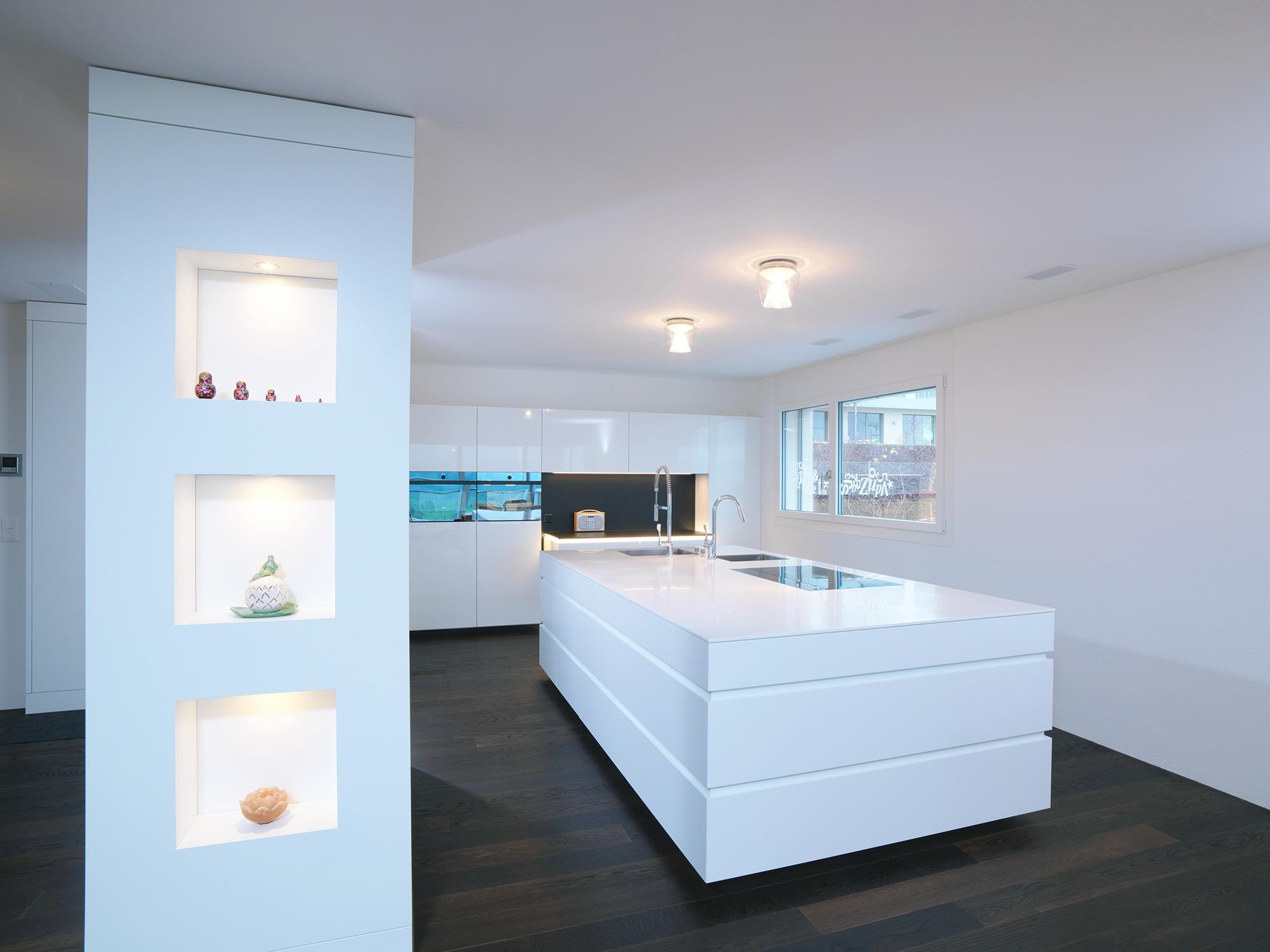 Küche & Raumgestaltung - Küchen & Küchenumbau,Raumgestaltung & Innenarchitektur-Spezialist für Küchen & Küchenbau, Moderne Küchen, Küchenumbau, Küchenbau, Bäder, Renovationen, Sursee, Willisau, Zentralschweiz, Luzern, Zofingen