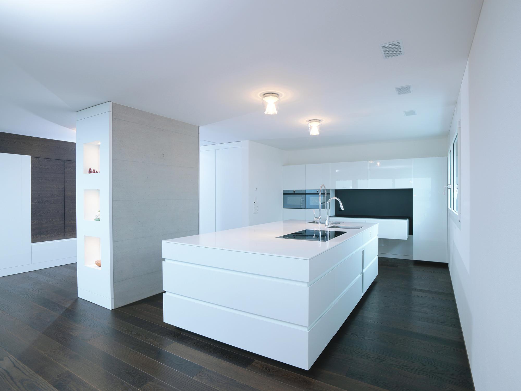 Küche & Raumgestaltung - Küchen & Küchenumbau,Raumgestaltung & Innenarchitektur-Spezialist für Küchen & Küchenbau, Moderne Küchen, Küchenumbau, Küchenbau, Bäder, Renovationen, Sursee, Willisau, Zentralschweiz, Luzern, Zofingen