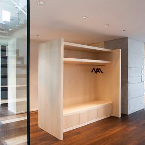 Küche und Einbaumöbel in Holz und Lack - KAWA Design AG :: Küchen Raum Bäder, Sursee, Willisau, Luzern, Zofingen