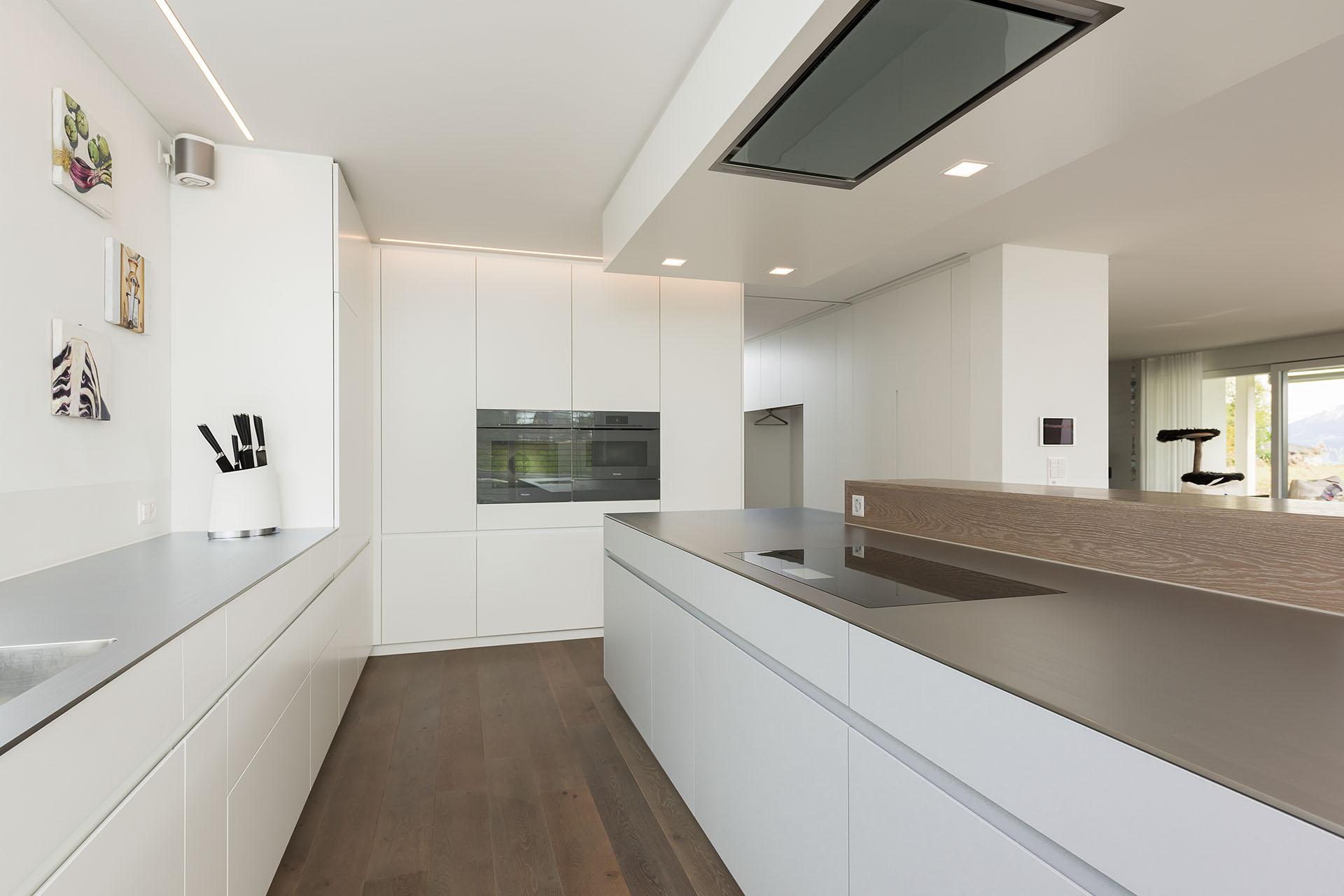 Küche und mehr in Hildisrieden - Küchen & Küchenumbau-Spezialist für Küchen & Küchenbau, Moderne Küchen, Küchenumbau, Küchenbau, Bäder, Renovationen, Sursee, Willisau, Zentralschweiz, Luzern, Zofingen