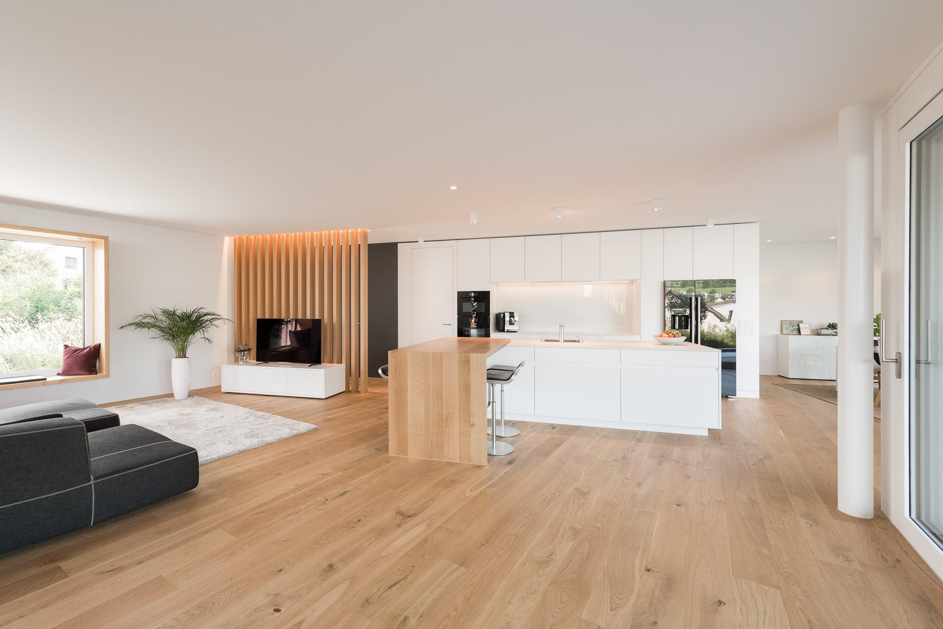 Küchen- und Innenausbau als Gesamtkonzept - Küchen & Küchenumbau-Spezialist für Küchen & Küchenbau, Moderne Küchen, Küchenumbau, Küchenbau, Bäder, Renovationen, Sursee, Willisau, Zentralschweiz, Luzern, Zofingen