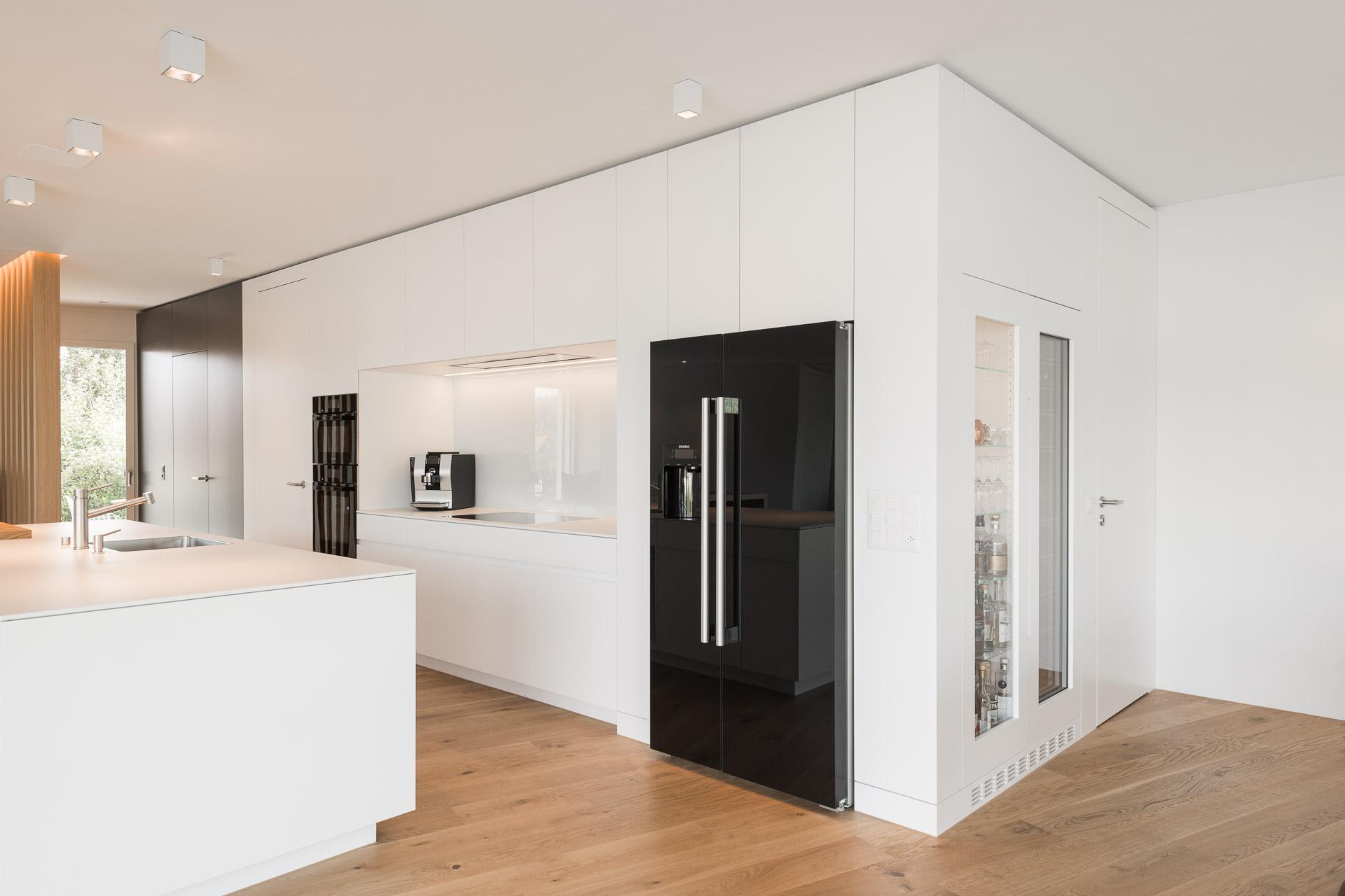 Küchen- und Innenausbau als Gesamtkonzept - Küchen & Küchenumbau-Spezialist für Küchen & Küchenbau, Moderne Küchen, Küchenumbau, Küchenbau, Bäder, Renovationen, Sursee, Willisau, Zentralschweiz, Luzern, Zofingen