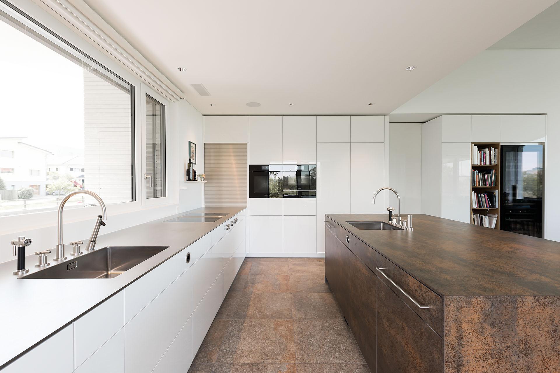 Küchenarchitektur in Mauensee - Küchen & Küchenumbau-Spezialist für Küchen & Küchenbau, Moderne Küchen, Küchenumbau, Küchenbau, Bäder, Renovationen, Sursee, Willisau, Zentralschweiz, Luzern, Zofingen