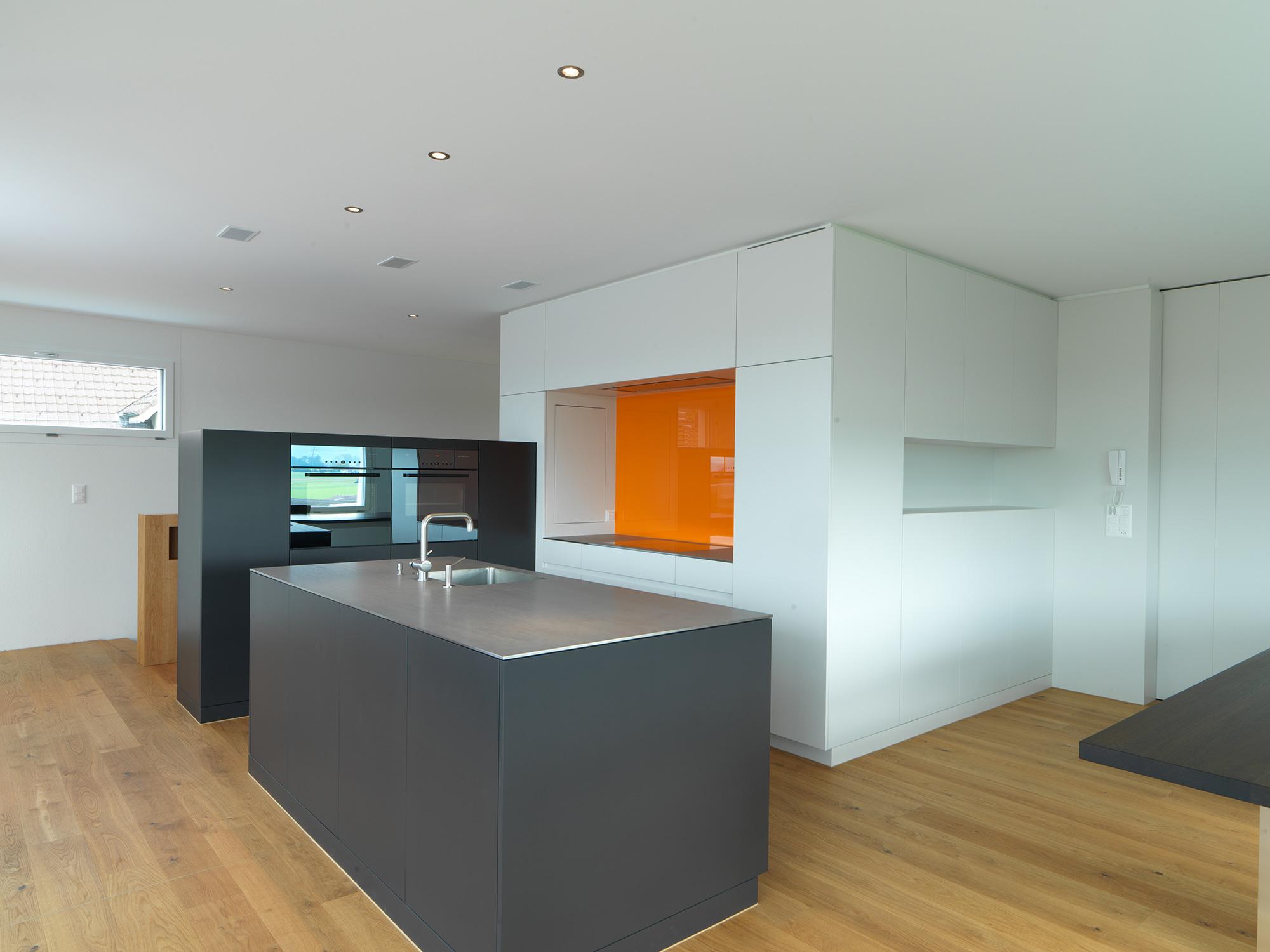 Küchenbau - Küchen & Küchenumbau-Spezialist für Küchen & Küchenbau, Moderne Küchen, Küchenumbau, Küchenbau, Bäder, Renovationen, Sursee, Willisau, Zentralschweiz, Luzern, Zofingen