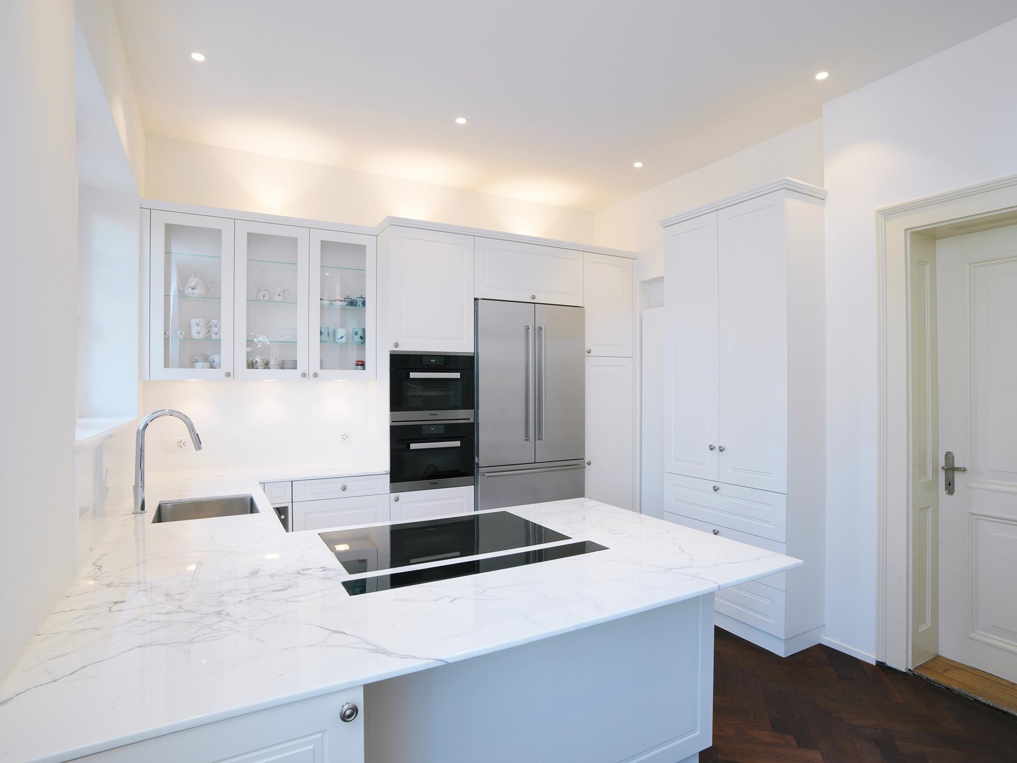 Küchenumbau - Küchen & Küchenumbau-Spezialist für Küchen & Küchenbau, Moderne Küchen, Küchenumbau, Küchenbau, Bäder, Renovationen, Sursee, Willisau, Zentralschweiz, Luzern, Zofingen