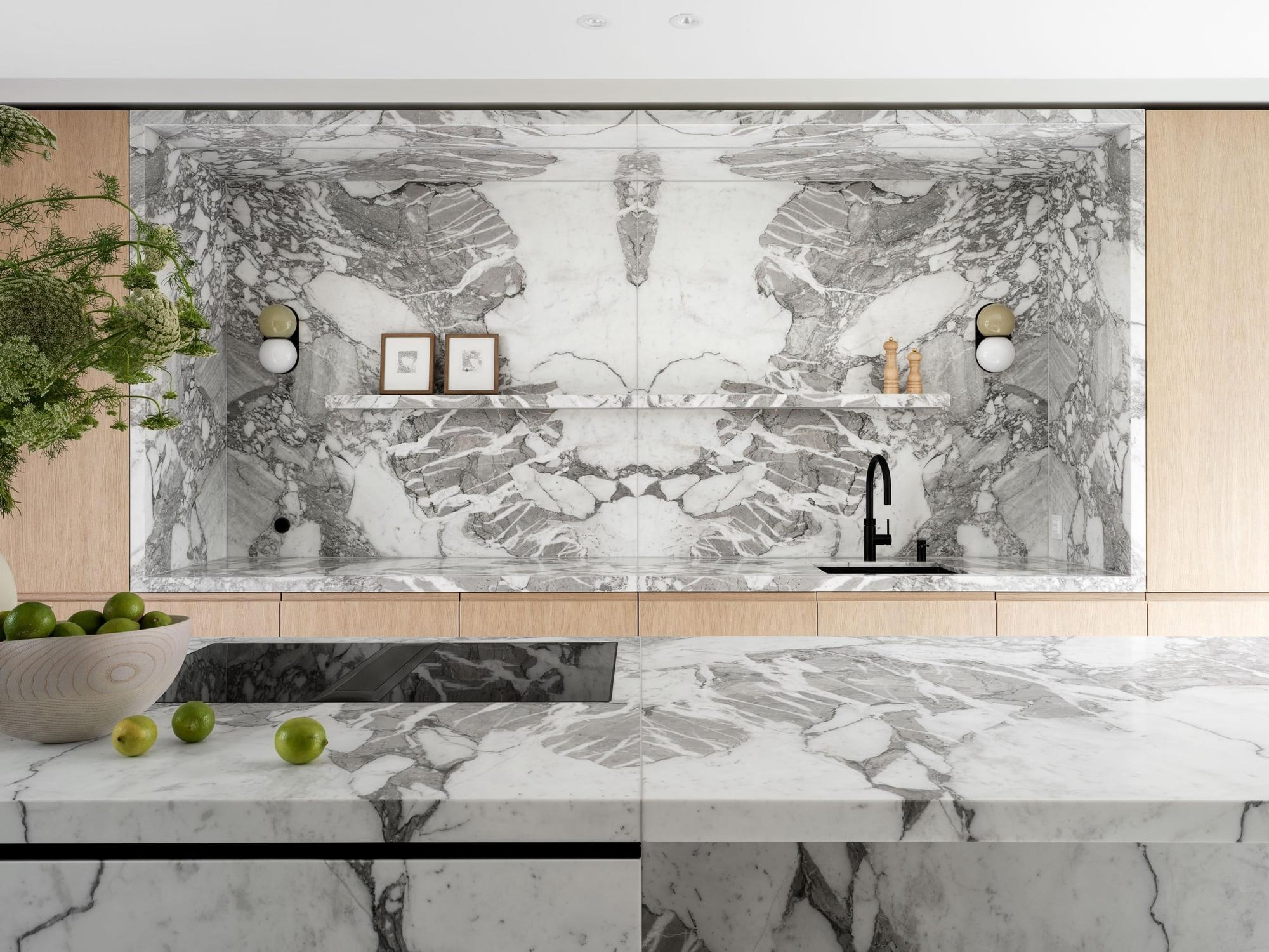 Marmor in Szene gesetzt... - Küchen & Küchenumbau-Spezialist für Küchen & Küchenbau, Moderne Küchen, Küchenumbau, Küchenbau, Bäder, Renovationen, Sursee, Willisau, Zentralschweiz, Luzern, Zofingen