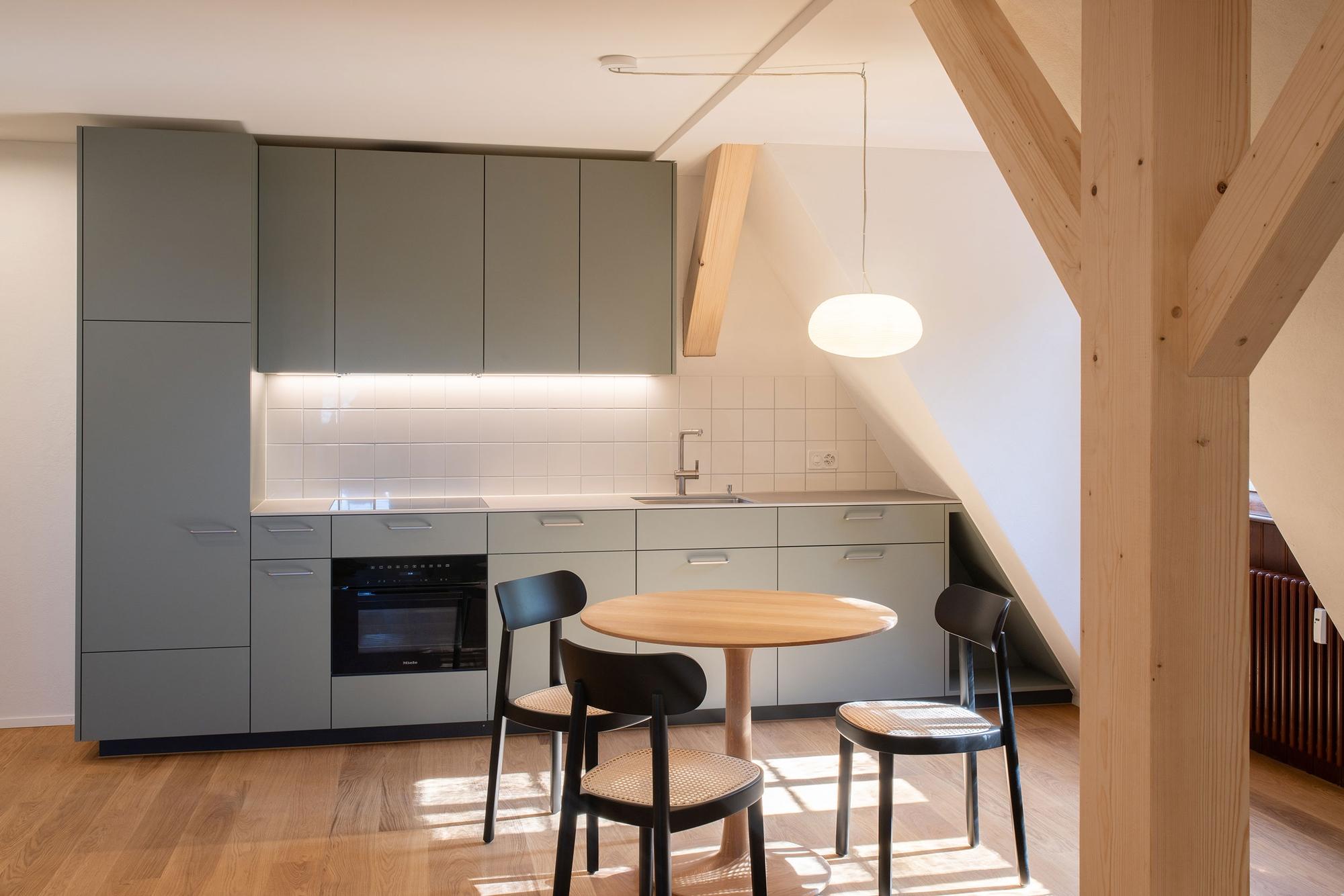 Modern wohnen im Altbau... - Küchen & Küchenumbau,Raumgestaltung & Innenarchitektur-Spezialist für Küchen & Küchenbau, Moderne Küchen, Küchenumbau, Küchenbau, Bäder, Renovationen, Sursee, Willisau, Zentralschweiz, Luzern, Zofingen