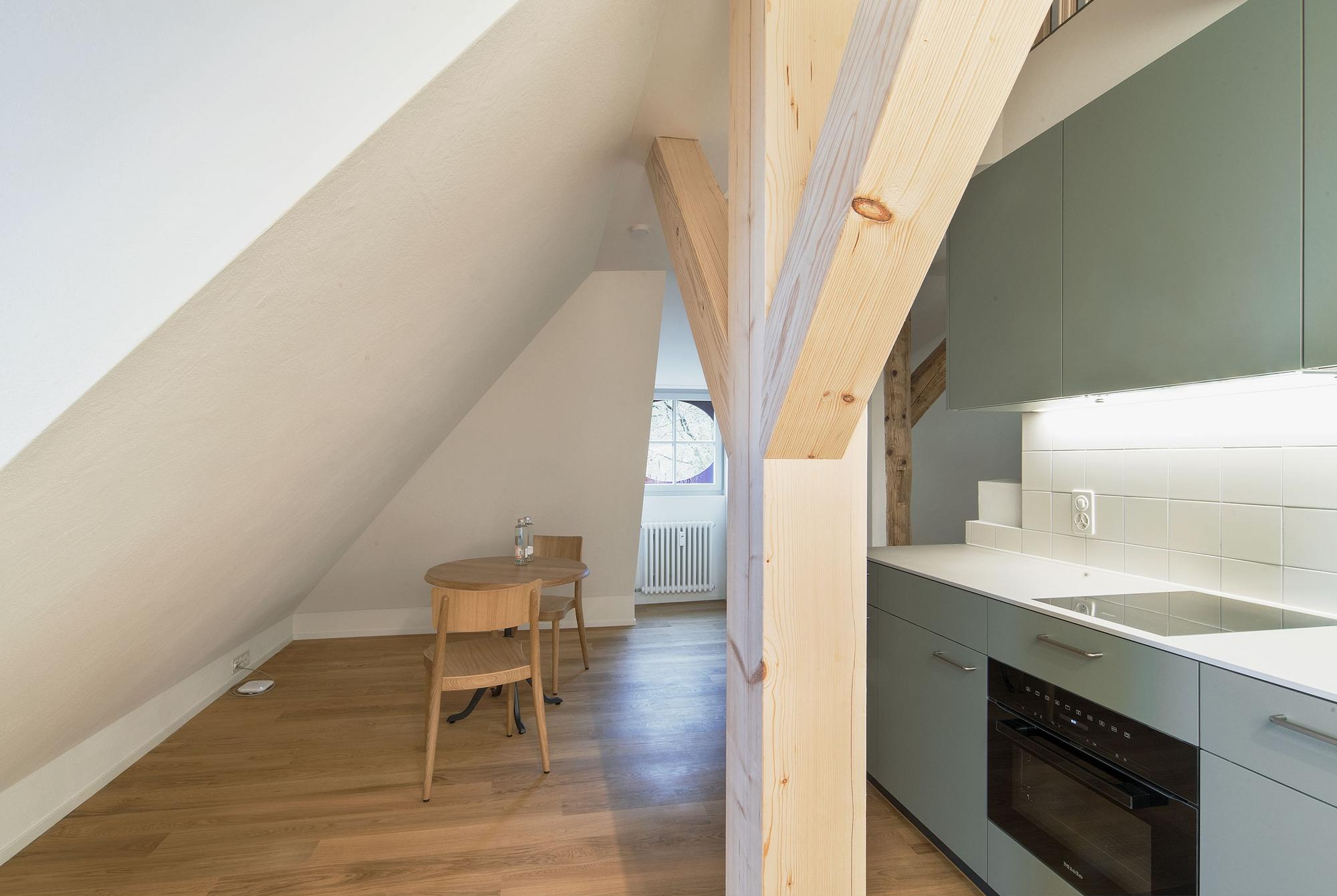 Modern wohnen im Altbau... - Küchen & Küchenumbau,Raumgestaltung & Innenarchitektur-Spezialist für Küchen & Küchenbau, Moderne Küchen, Küchenumbau, Küchenbau, Bäder, Renovationen, Sursee, Willisau, Zentralschweiz, Luzern, Zofingen