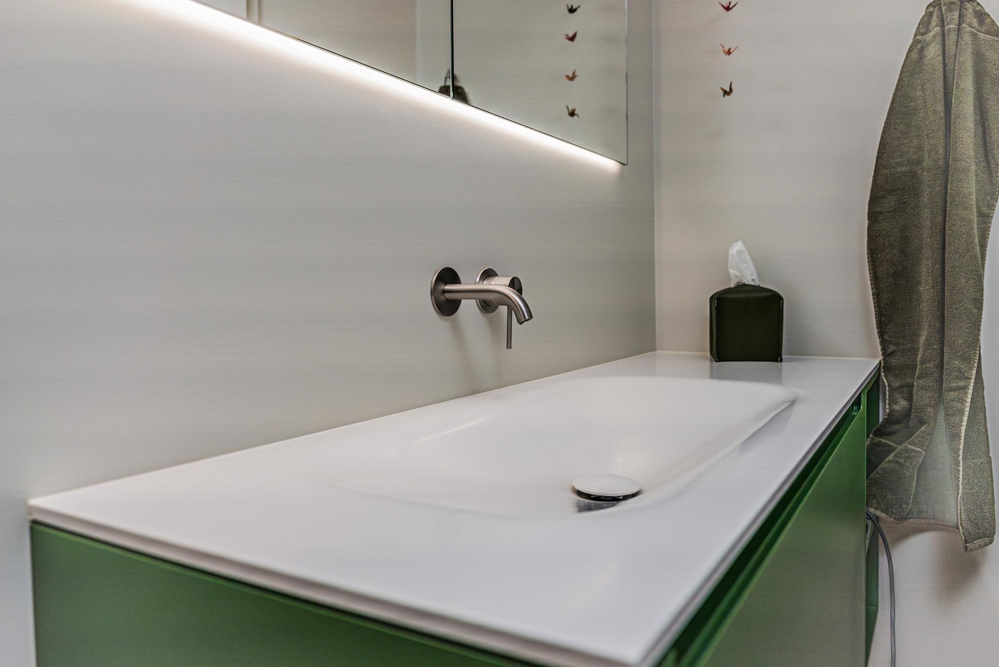 Mut zur Farbe ... - Bäder & Badumbau-Spezialist für Küchen & Küchenbau, Moderne Küchen, Küchenumbau, Küchenbau, Bäder, Renovationen, Sursee, Willisau, Zentralschweiz, Luzern, Zofingen