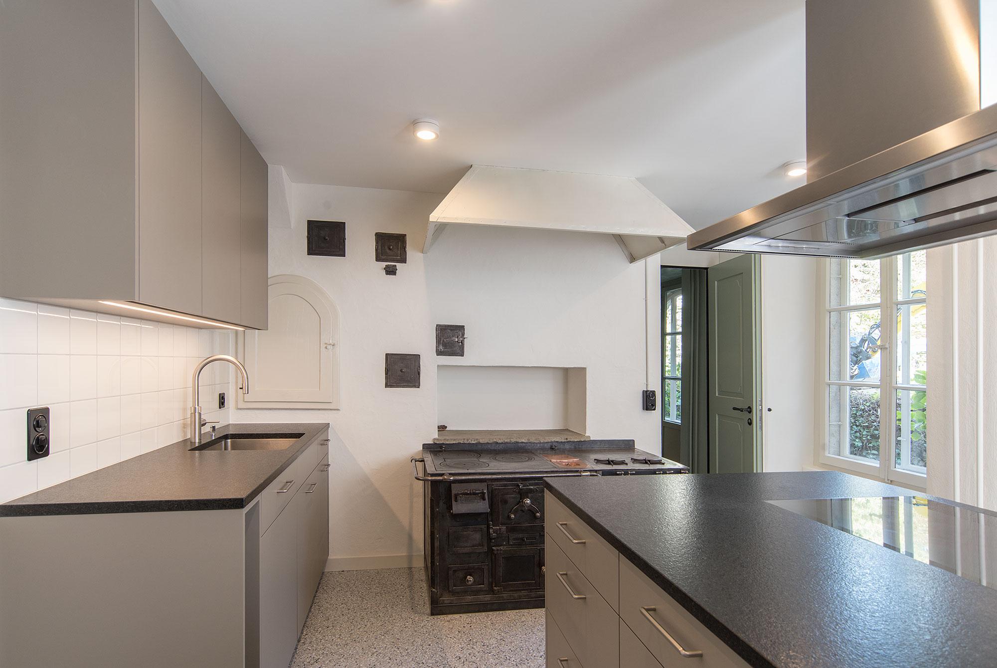 Stilgerecht... - Küchen & Küchenumbau-Spezialist für Küchen & Küchenbau, Moderne Küchen, Küchenumbau, Küchenbau, Bäder, Renovationen, Sursee, Willisau, Zentralschweiz, Luzern, Zofingen