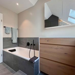 Traumbad unter dem Dach... - KAWA Design AG :: Küchen Raum Bäder, Sursee, Willisau, Luzern, Zofingen