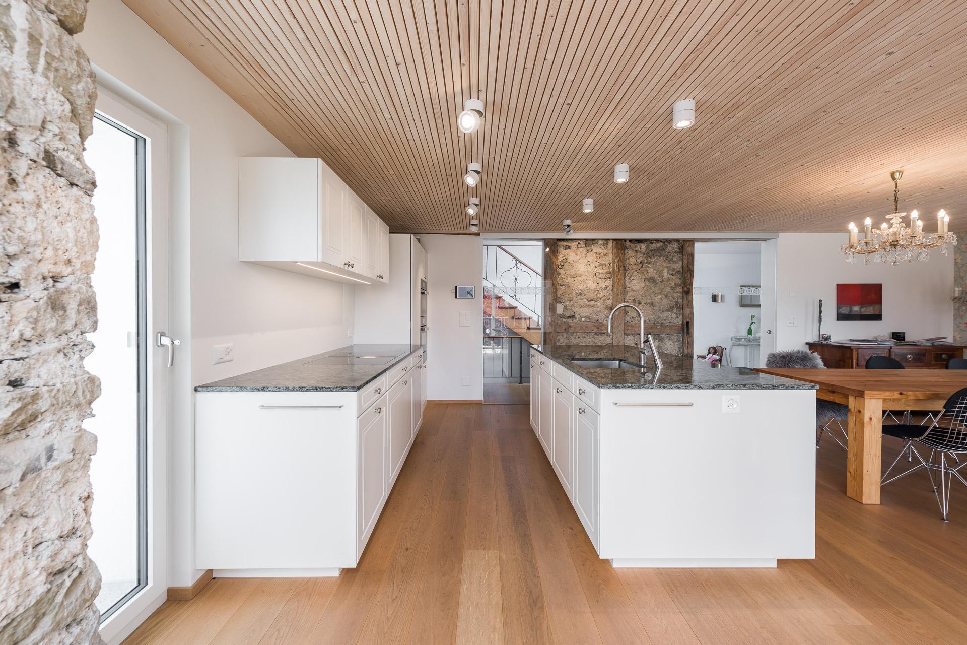 Umbau Altbauwohnung in Triengen - Küchen & Küchenumbau-Spezialist für Küchen & Küchenbau, Moderne Küchen, Küchenumbau, Küchenbau, Bäder, Renovationen, Sursee, Willisau, Zentralschweiz, Luzern, Zofingen