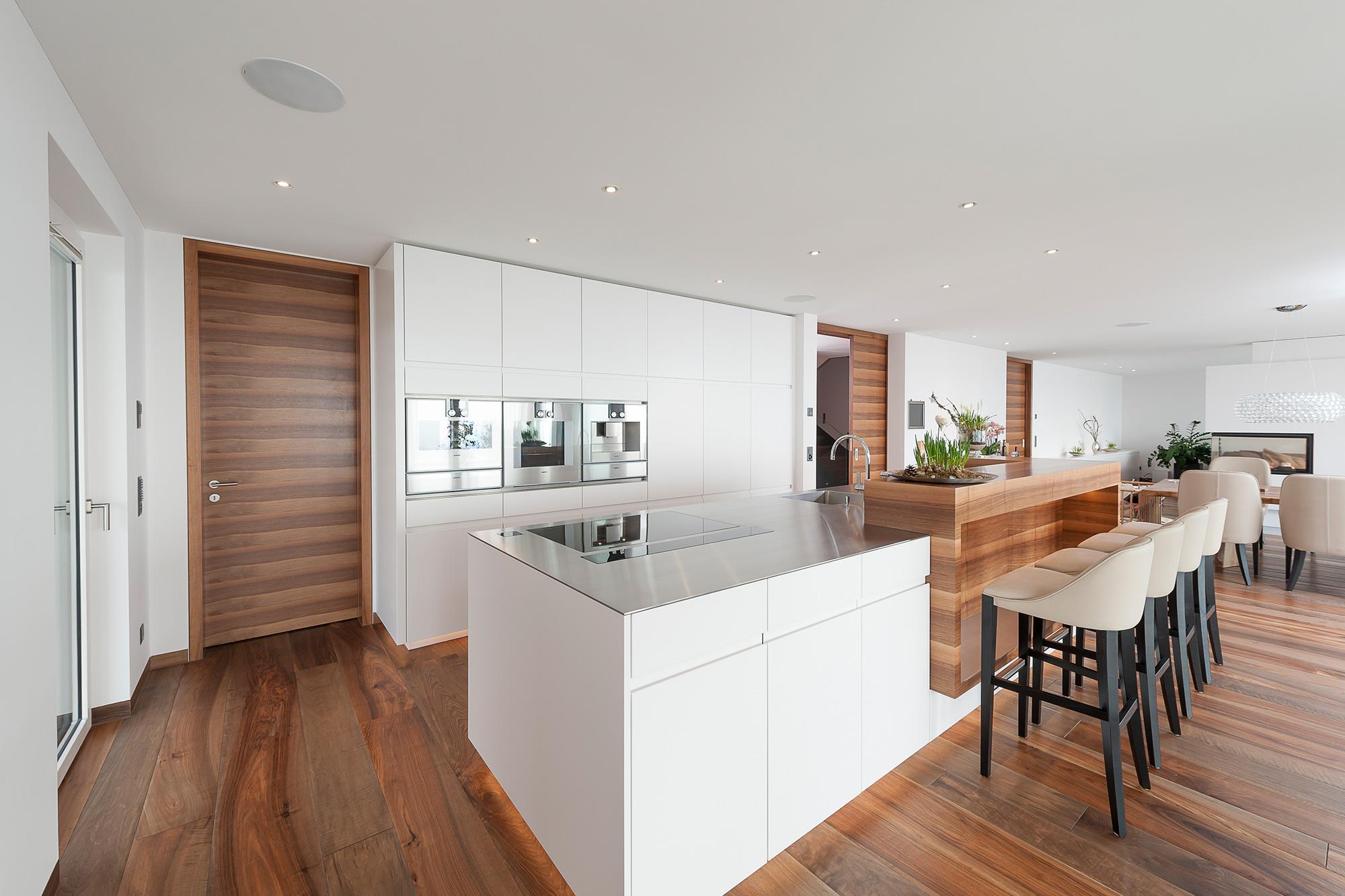 Wohnhaus in Schenkon - Küchen & Küchenumbau-Spezialist für Küchen & Küchenbau, Moderne Küchen, Küchenumbau, Küchenbau, Bäder, Renovationen, Sursee, Willisau, Zentralschweiz, Luzern, Zofingen