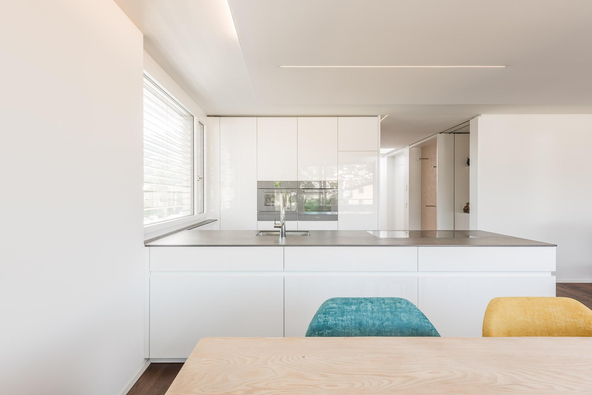 Wohnraumgestaltung vollendet...  - Küchen & Küchenumbau-Spezialist für Küchen & Küchenbau, Moderne Küchen, Küchenumbau, Küchenbau, Bäder, Renovationen, Sursee, Willisau, Zentralschweiz, Luzern, Zofingen